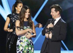 Sandra Bullock đại thắng tại People's Choice Awards