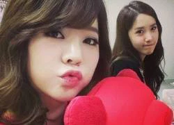 Sunny, Yoona (SNSD) đăng ảnh tự sướng cực đáng yêu