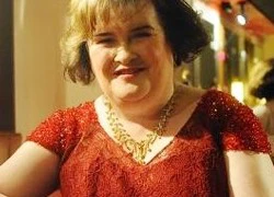 Susan Boyle xin làm thu ngân ở cửa hàng sách