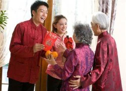 Tết 'lạ' của con gái Nam làm dâu Bắc