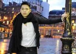 "Trai đẹp 5 tỷ" Kevin Tuấn Hùng cực hấp dẫn lang thang Paris