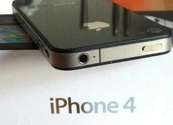 Apple "hồi sinh" iPhone 4 để đọ với đại kình địch Samsung