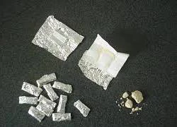 Bắt đối tượng vận chuyển heroin qua cửa khẩu