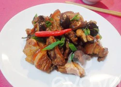 [Chế biến] &#8211; Thịt ba chỉ kho nấm