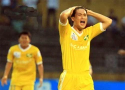 Công Vinh tìm bàn thứ 100 tại V-League