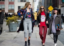 Đã mắt với street style &#8220;siêu sặc sỡ&#8221; tại New York Fashion Week