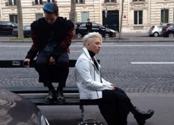 G-Dragon và Taeyang trở thành tâm điểm tại Paris Fashion Week