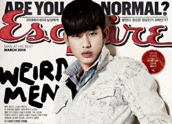 Kim Soo Hyun liên tiếp bị fan cuồng lùng lại ảnh nóng