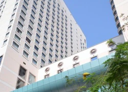 Một người nước ngoài rơi từ tầng 20 khách sạn Sheraton