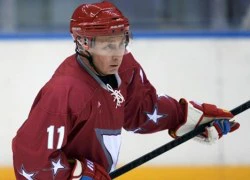 Tổng thống Putin lên tiếng chỉ trích trọng tài xử ép đội hockey Nga