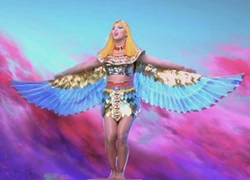 Xem &#8216;Dark Horse&#8217; kỳ dị, màu mè của Katy Perry