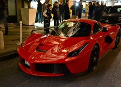 Ảnh đẹp siêu xe 13/3: Ferrari 458 Speciale ở Dubai