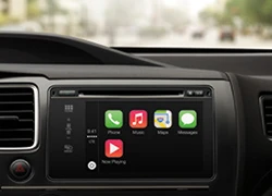 Apple ra mắt CarPlay giúp kết nối iPhone với xe hơi