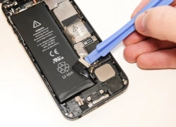 Apple sẽ sản xuất pin iPhone trên dây chuyền tự động