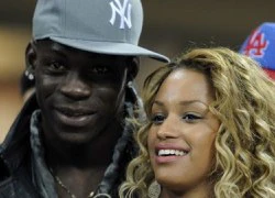 Balotelli chia tay siêu mẫu Bỉ lần thứ 3 trong vòng... 10 tháng?