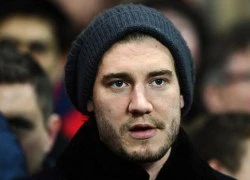 Bendtner gọi lái xe taxi là 'con chó cái' và đe dọa... hãm hiếp anh ta