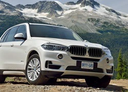 BMW chuẩn bị cho ra đời SUV cỡ lớn X7