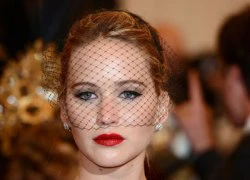 Cách trang điểm biến hóa như Jennifer Lawrence