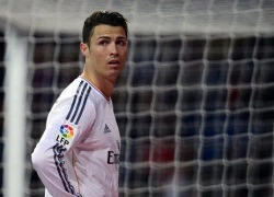 C.Ronaldo giúp đỡ em bé phải phẫu thuật não