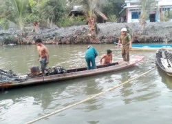 Đi tắm, bị ngã xuống sông tử vong