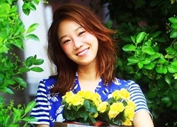 Gong Hyo Jin: Không "sắc nước hương trời" vẫn "hút" toàn trai đẹp