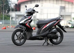 Honda giới thiệu Vario phun xăng điện tử