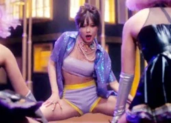 HyunA "twerk" như Miley trong MV mới của 4Minute