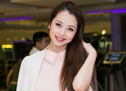 Jennifer Phạm thanh lịch khi diện đồ công sở