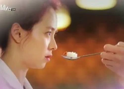 Jin Hee (Song Ji Hyo) được chồng cũ đút đồ ăn