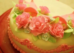 Khéo tay làm hoa hồng từ fondant