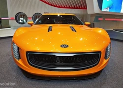 Kia GT4 Stinger - Đối thủ tương lai của Scion FR-S