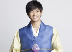 Kim Soo Hyun dẫn đầu top 5 sao diện Hanbok đẹp nhất