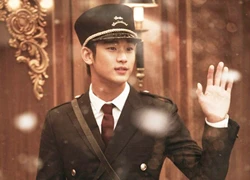 Kim Soo Hyun "hớp hồn" fan bằng loạt ảnh anh lính mơ mộng