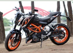 KTM Duke 390 - nackedbike thích hợp cho đường phố