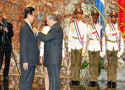 Làm sâu sắc hơn quan hệ truyền thống Việt Nam - Cuba