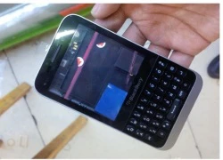 Lộ diện BlackBerry giá rẻ, dùng bàn phím QWERTY