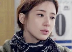 Mẹ trẻ Soo Hyun (Lee Bo Young) bị kẻ sát nhân tấn công