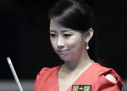 "Mỹ nữ không tuổi" làng billiards Phan Hiểu Đình chu môi, phồng má như "xì tin"