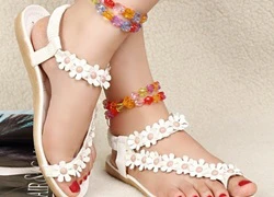 Sandals màu mè xuống phố hè