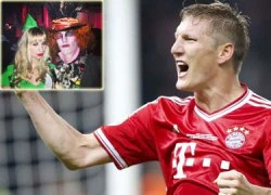 Schweinsteiger nhập vai Willy Wonka trong tiệc hóa trang