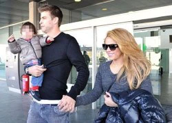 Shakira thổ lộ tình yêu cháy bỏng với Pique và bóng đá