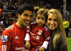 Suarez khoe ảnh gia đình hạnh phúc trên Twitter