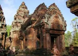 Tham quan đền cổ tại Siem Reap