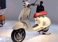 Vespa 946 có giá ngang ngửa Honda City tại Ấn Độ