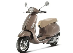 Vespa Primavera 150 có giá 57 triệu đồng