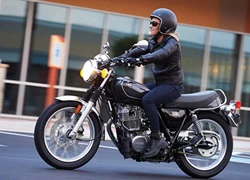 Yamaha SR400 - huyền thoại hồi sinh