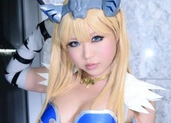 Bỏng mắt với cosplay Queen's Blade siêu mát mẻ