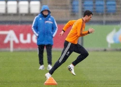 C. Ronaldo hăng hái tập luyện cho đại chiến