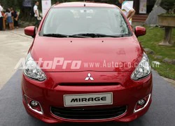 Cận cảnh Mitsubishi Mirage phiên bản RalliArt tại Việt Nam