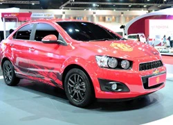 Chevrolet Sonic phiên bản Manchester United